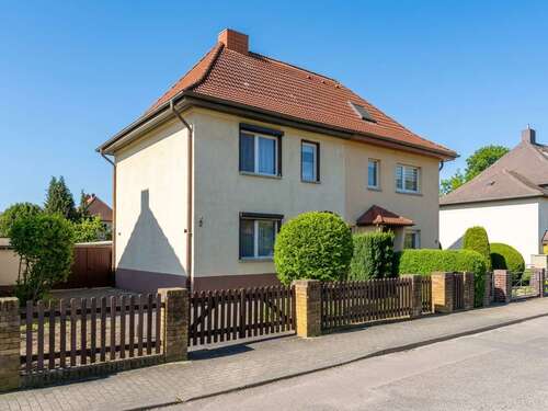 Foto - Haus zum Kaufen in Bitterfeld-Wolfen 89.000,00 € 119.12 m²