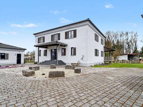 Foto - Haus zum Kaufen in Pförring 1.500.000,00 € 220 m²