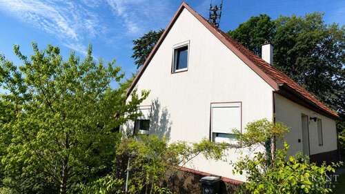 Foto - Haus zum Kaufen in Ellwangen (Jagst) 150.000,00 € 105 m²