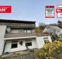 Haus zum Kaufen in Alfeld 169.000,00 € 180 m²