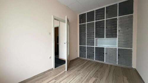 Foto - Büro in Lemberg 250,00 € 30 m² - 250,00&nbsp;EUR Kaltmiete, ca.&nbsp; 30,00&nbsp;m&sup2;