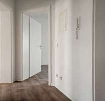 Wohnung zum Mieten in Halle 625,00 € 65.75 m²