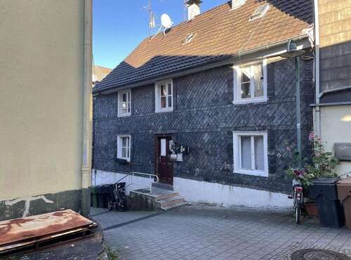 Foto - Haus zum Kaufen in Wipperfürth 70.000,00 € 97 m²