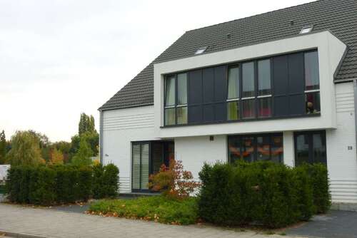 Foto - Haus zum Mieten in Düsseldorf 3.600,00 € 205 m²