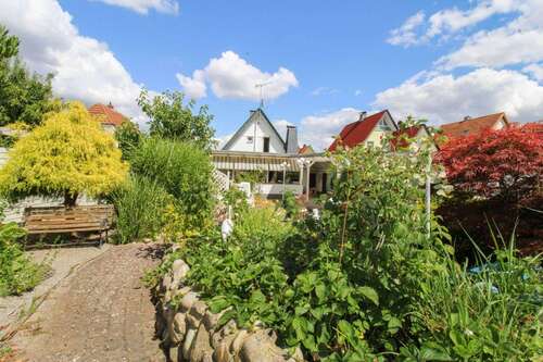 Foto - Haus zum Kaufen in Herford 359.000,00 € 142.27 m²