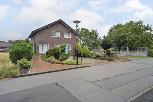 Foto - Haus zum Kaufen in Selfkant Höngen 418.000,00 € 162.3 m²