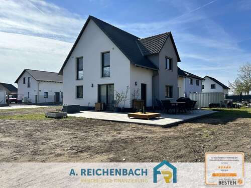 Foto - Haus zum Kaufen in Quetzdölsdorf 475.000,00 € 146 m²