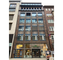 Büro in Hamburg 1.956,90 € 118.6 m²