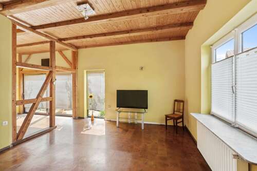 Foto - Haus zum Kaufen in Rühen 149.000,00 € 180 m²