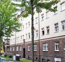 Wohnung zum Kaufen in Zwickau 160.000,00 € 129.3 m²