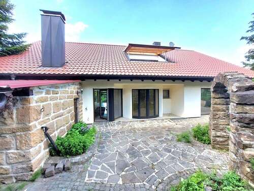 Foto - Haus zum Kaufen in Oberstenfeld 669.000,00 € 281 m²