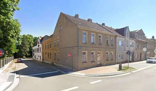 Foto - Haus zum Kaufen in Friedland 25.000,00 € 230 m²