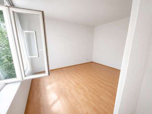 Foto - Wohnung zum Kaufen in Potsdam-Charlottenhof 175.000,00 € 35.18 m²