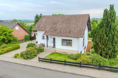 Foto - Haus zum Kaufen in Kirchhain 435.000,00 € 200 m²