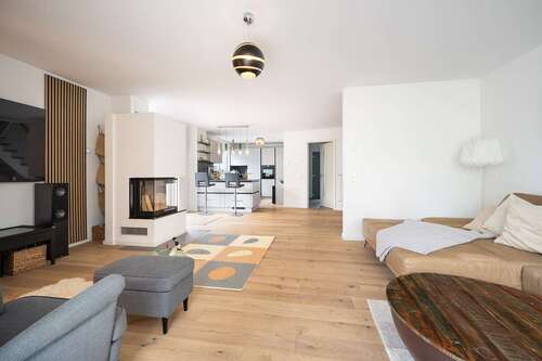 Foto - Haus zum Kaufen in Unterschleißheim 1.068.000,00 € 140 m²