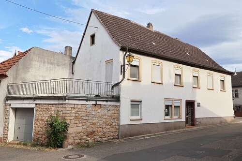 Foto - Haus zum Kaufen in Neustadt an der Winstraße Königsbach 240.000,00 € 140 m²