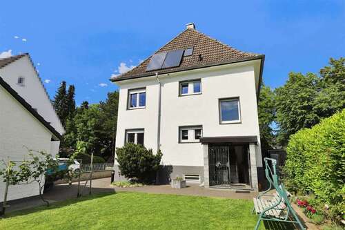 Foto - Haus zum Kaufen in Lage 470.000,00 € 196 m²