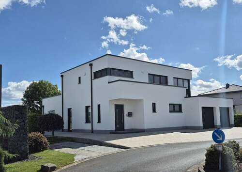 Foto - Haus zum Kaufen in Binningen 690.000,00 € 244 m²