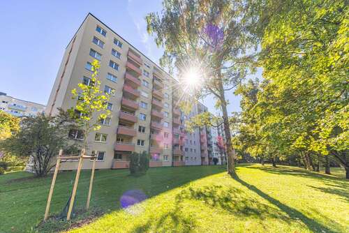 Foto - Wohnung zum Kaufen in München 400.000,00 € 67.38 m²