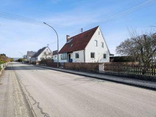 Foto - Haus zum Kaufen in Blindheim 249.000,00 € 152 m²