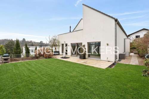 Foto - Haus zum Mieten in Bad Soden am Taunus 5.850,00 € 325 m²