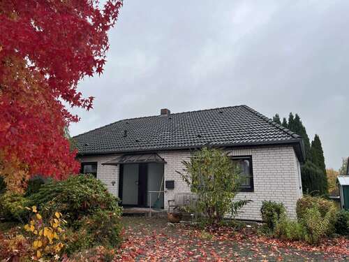 Foto - Haus zum Kaufen in Kirchbrak 115.000,00 € 125.47 m²