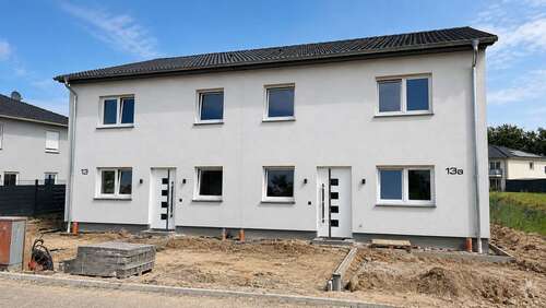 Foto - Haus zum Kaufen in Sachsen-Anhalt - Barleben 399.500,00 € 120 m²