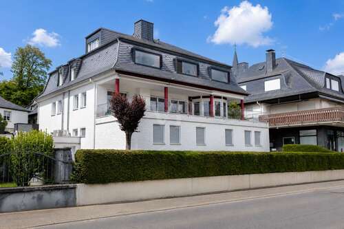 Foto - Wohnung zum Kaufen in Lieser 1.300.000,00 € 380 m²