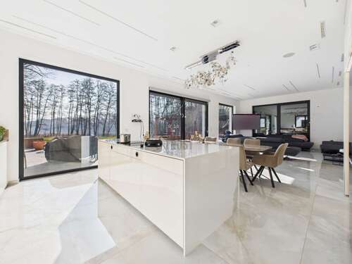 Foto - Haus zum Mieten in Mühlenbeck 5.000,00 € 320 m²