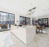 Haus zum Mieten in Mühlenbeck 5.000,00 € 320 m²