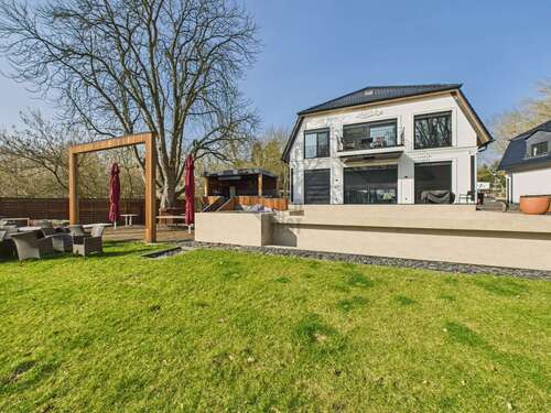 Foto - Haus zum Mieten in Mühlenbeck 6.000,00 € 320 m²