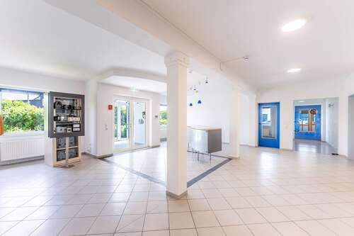 Foto - Büro in Straßkirchen 2.500,00 € 265 m²