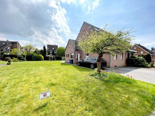 Foto - Haus zum Kaufen in Neuss 865.000,00 € 130 m²