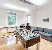 Büro in München 6.041,28 € 215.76 m²