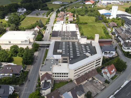 Foto - Halle in Weidhausen b. Coburg 4.000.000,00 € 13414 m²