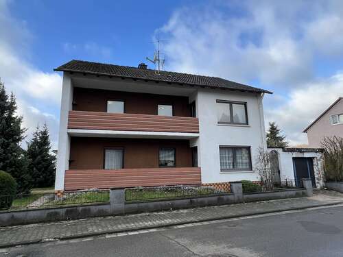 Foto - Haus zum Kaufen in Waldfischbach-Burgalben 249.000,00 € 160 m²