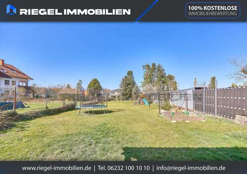 Foto - Haus zum Kaufen in Oberhausen-Rheinhausen Oberhausen 429.000,00 € 130.31 m²