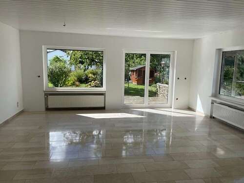 Foto - Wohnung zum Mieten in Liederbach 1.400,00 € 117 m²