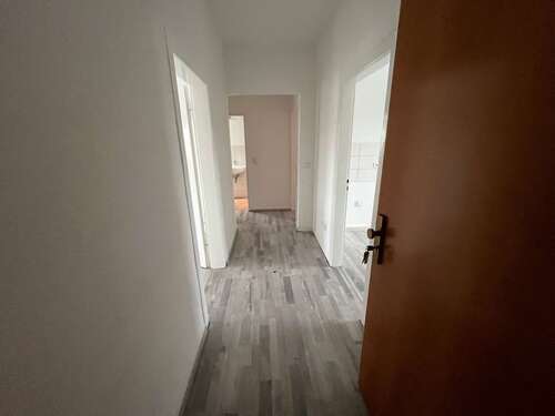 Foto - Wohnung zum Mieten in Duisburg 688,50 € 81 m²