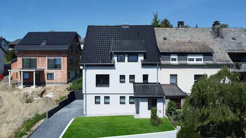 Foto - Haus zum Kaufen in Warstein 385.000,00 € 132.7 m²