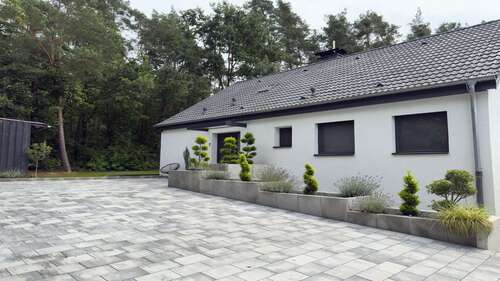 Foto - Haus zum Kaufen in Roth 720.000,00 € 206 m²