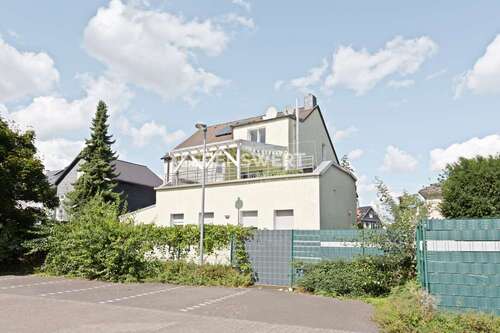 Foto - Haus zum Kaufen in Solingen 549.000,00 € 290 m²