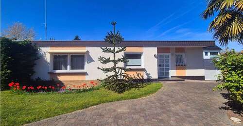 Foto - Haus zum Kaufen in Niederkassel 598.000,00 € 119.98 m²