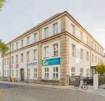 Büro in Dresden 8.013,86 € 552.68 m²