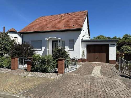 Foto - Haus zum Kaufen in Schwedt 318.000,00 € 108 m²