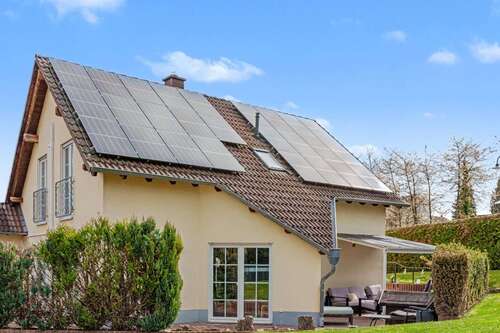 Foto - Haus zum Kaufen in Hüffelsheim 480.000,00 € 129 m²