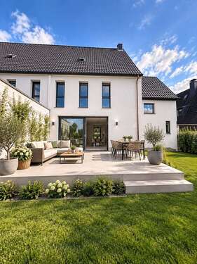 Foto - Haus zum Kaufen in Duisburg 799.000,00 € 220 m²