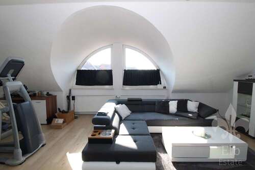 Foto - Wohnung zum Mieten in Hermsdorf 368,00 € 54.8 m²