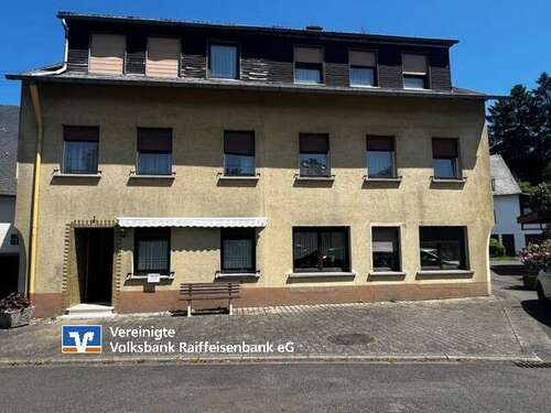Foto - Haus zum Kaufen in Morbach Bischofsdhron 99.000,00 € 305 m²