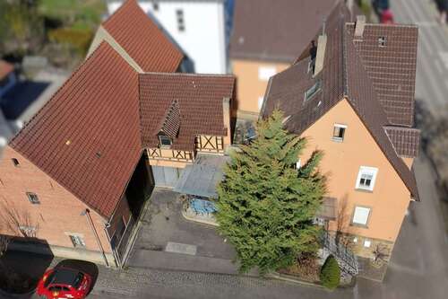 Foto - Haus zum Kaufen in Erligheim 375.000,00 € 150.96 m²